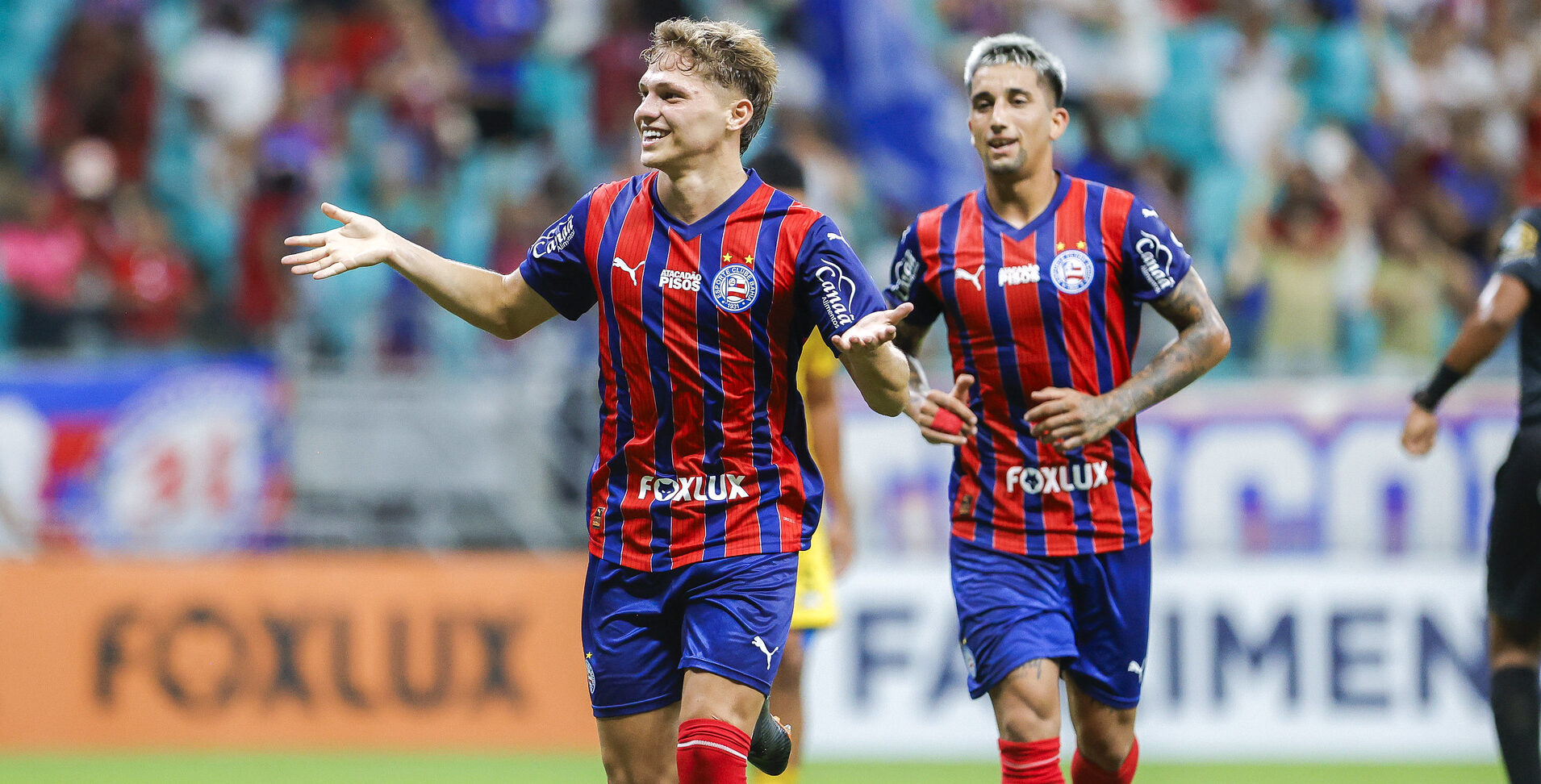 Bahia vence o Porto-BA na Fonte Nova e garante vaga antecipada na semifinal do Campeonato Baiano