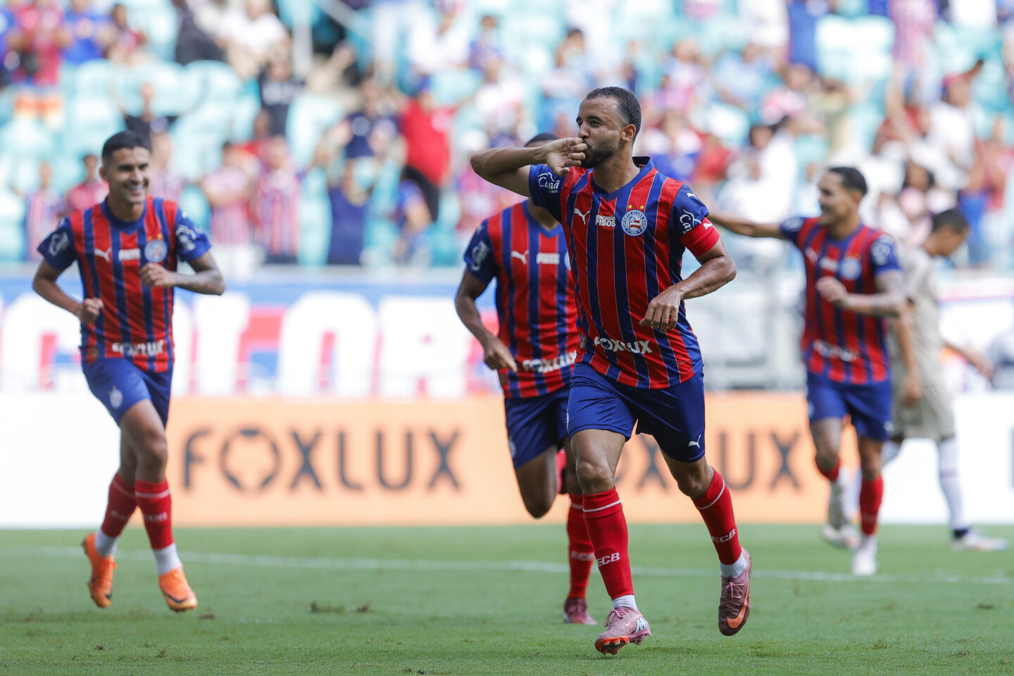 Caio Alexandre - Volante - Bahia