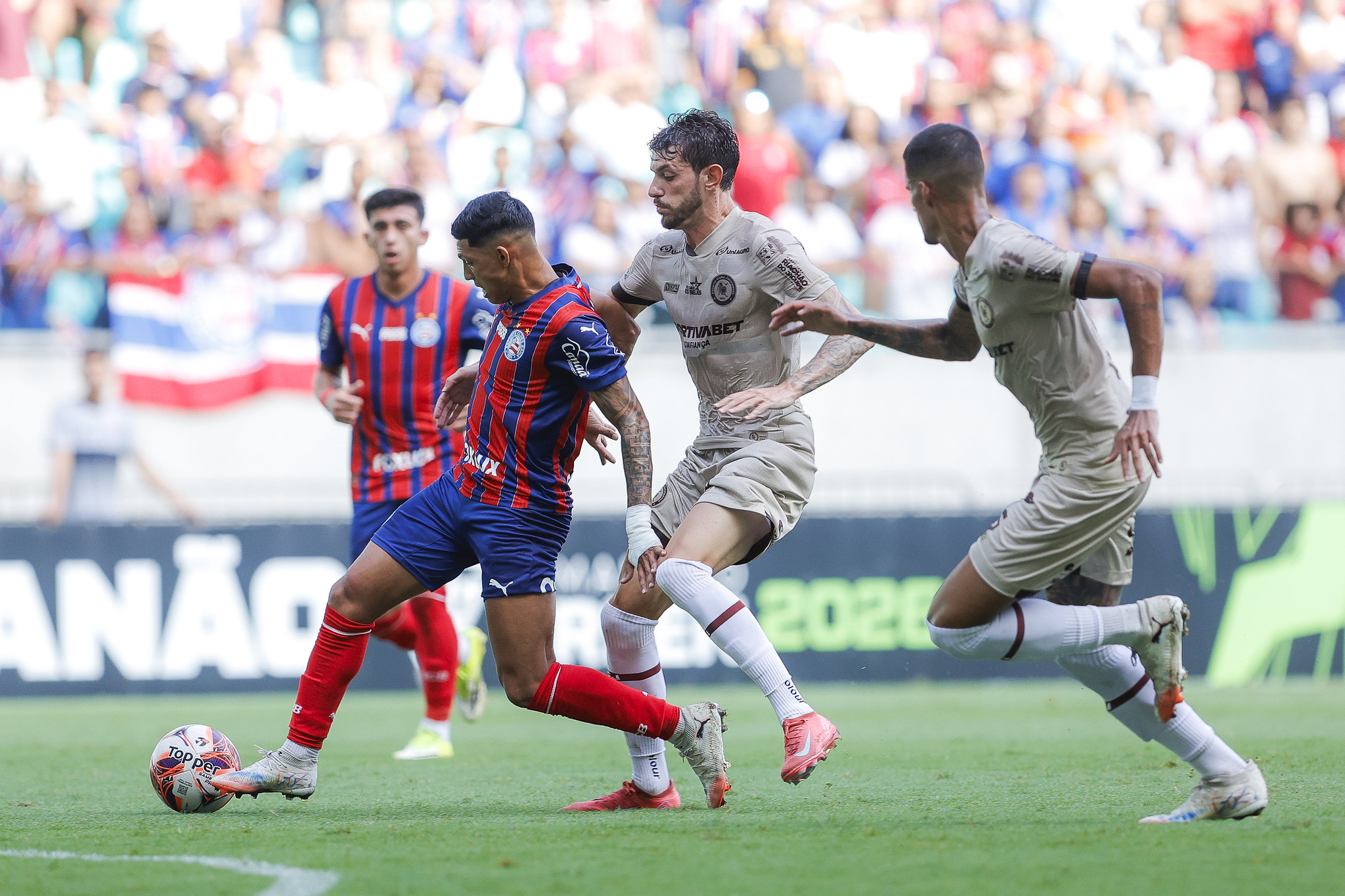 Nos acréscimos, Bahia cede empate ao Jacuipense na Fonte Nova pelo Campeonato Baiano
