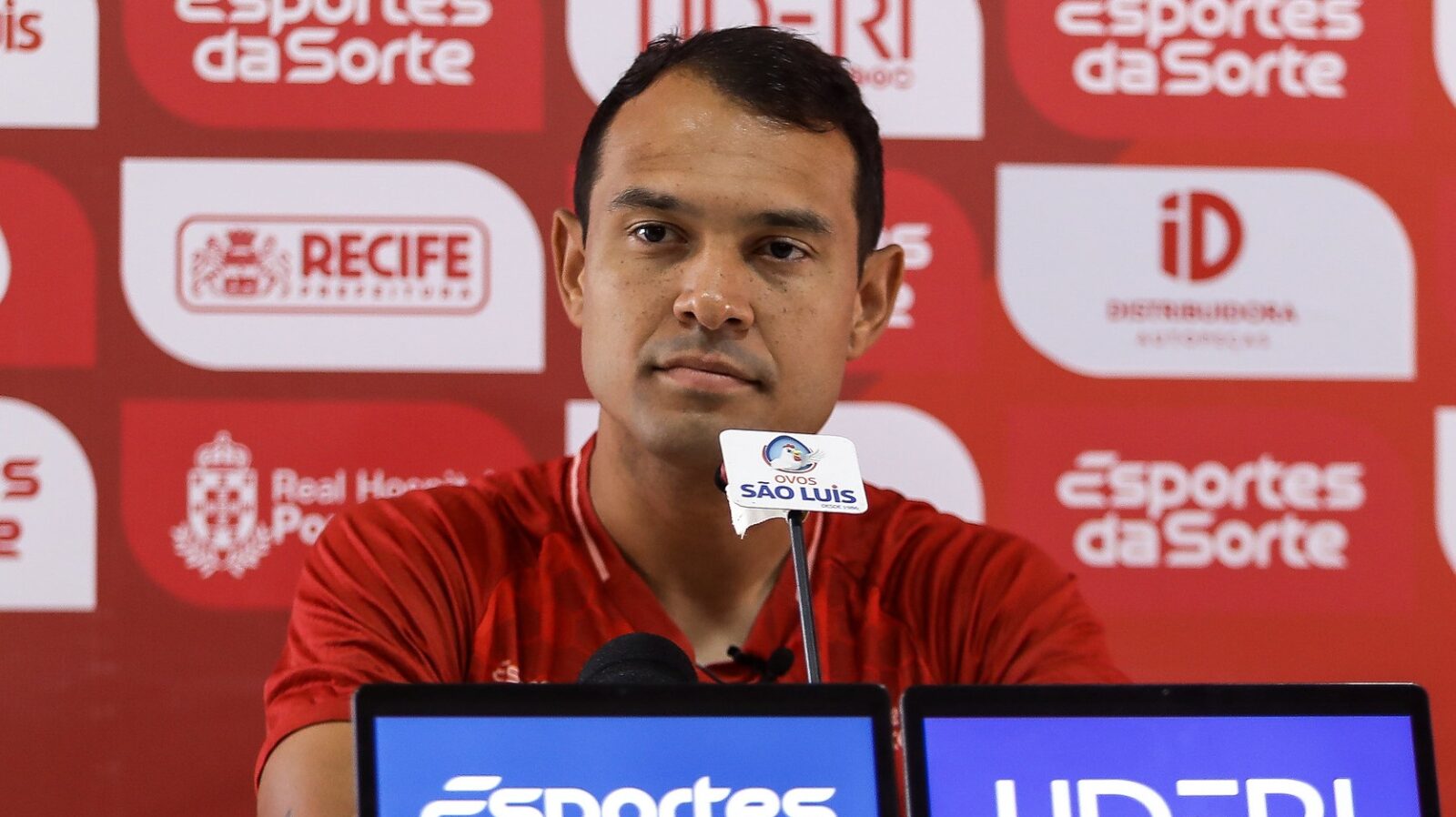 Vinicius - Atacante - Náutico