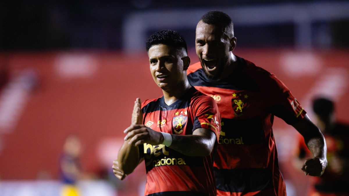 Sport vence o Retrô nos Aflitos e larga em vantagem pela ida da semifinal do Pernambucano