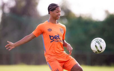 Executivo do Sport cita meritocracia para justificar ausência de Zé Lucas em 2026