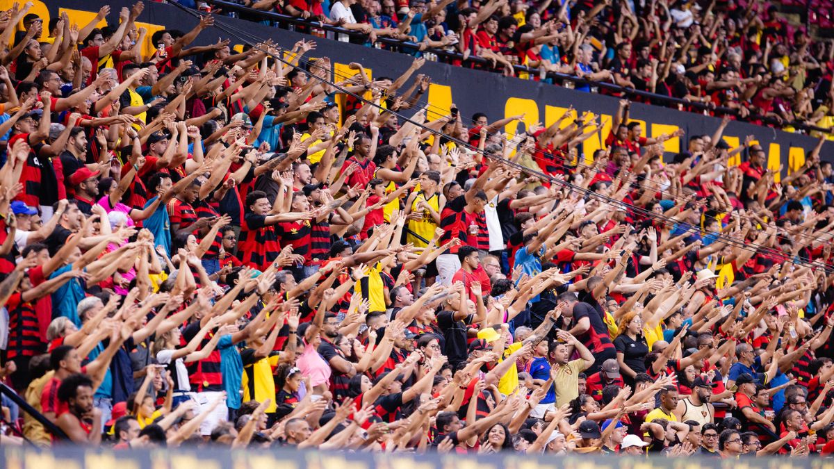 Pernambucano: Sport x Náutico tem ingressos esgotados para primeiro jogo da final 1 Torcida do Sport na Ilha do Retiro durante o Pernambucano 2026