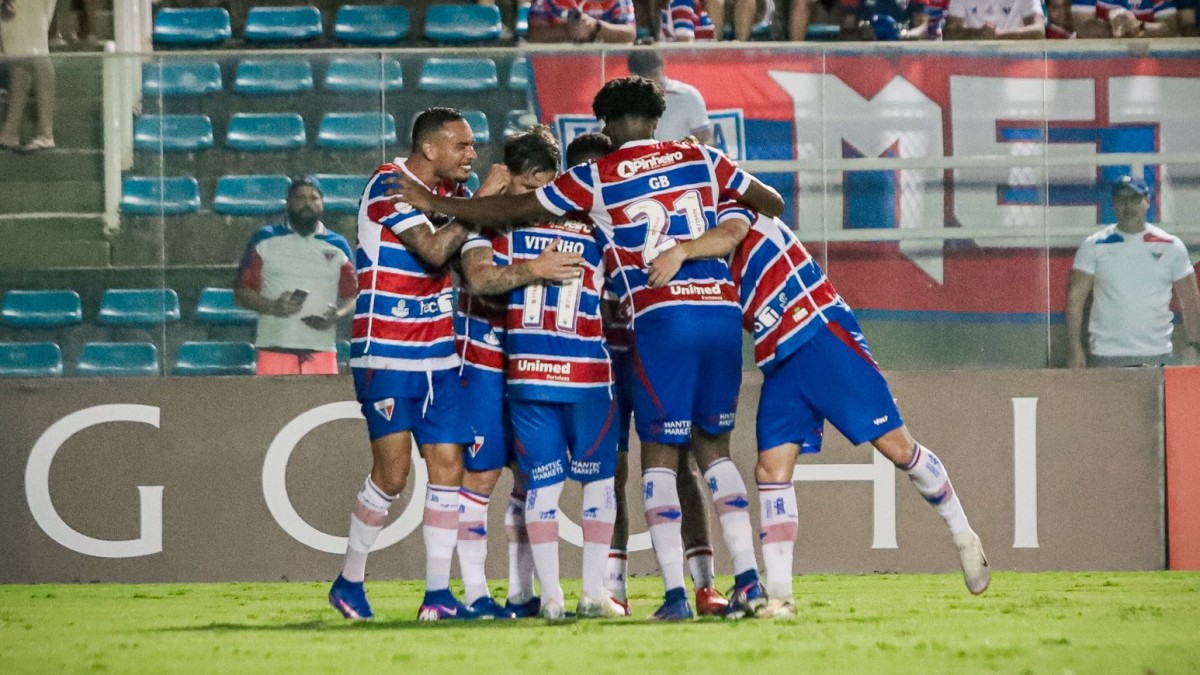 Com protagonismo de Lucas Sasha, Fortaleza volta a vencer o Ferroviário e vai à final do Campeonato Cearense 1 Time do Fortaleza em 2026