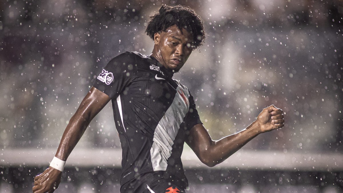 GB, atacante do Vasco emprestado ao Fortaleza