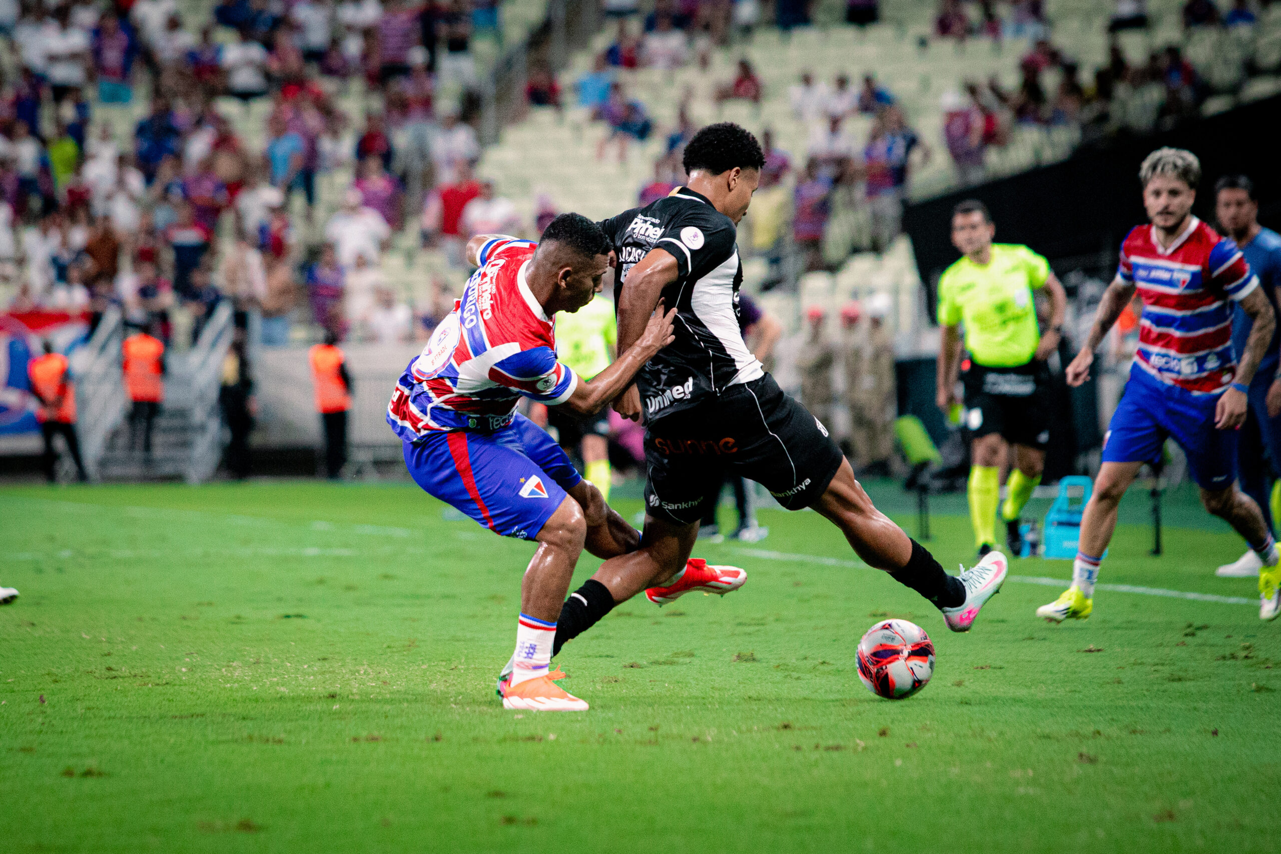 Ceará e Fortaleza pedem árbitro e VAR de fora para finais do Campeonato Cearense