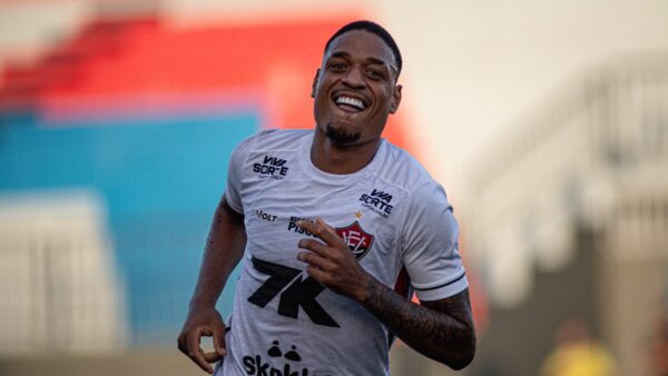 Vitória empresta Lawan ao Botafogo-PB e atacante já pode estrear pelo Belo 2 Lawan, atacante do Vitória