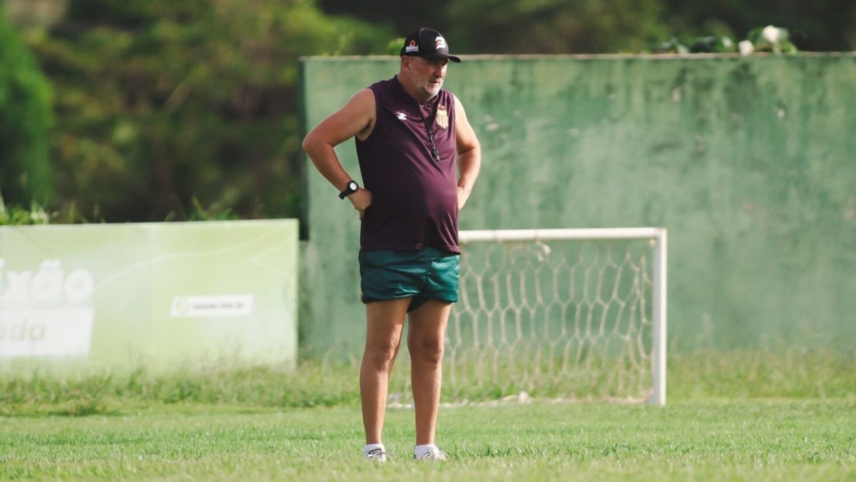Sampaio Corrêa demite o técnico Luciano Quadros após eliminação no Campeonato Maranhense