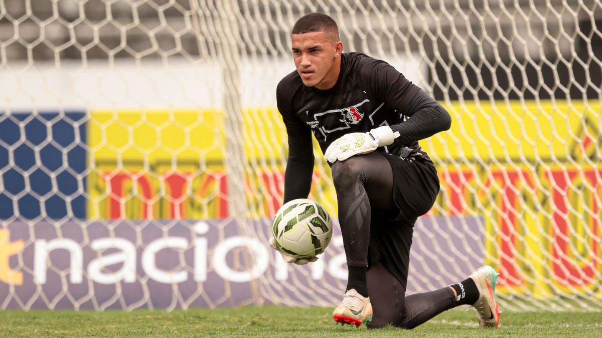 Rokenedy avalia momento do Santa Cruz.
