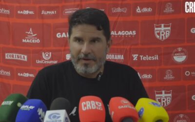 Barroca exalta vantagem do CRB na semifinal do Alagoano e elogia torcida: “Um jogador a mais”