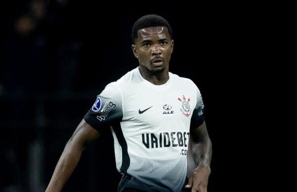 Cacá em jogo pelo Corinthians - Foto: Reprodução/Redes Sociais