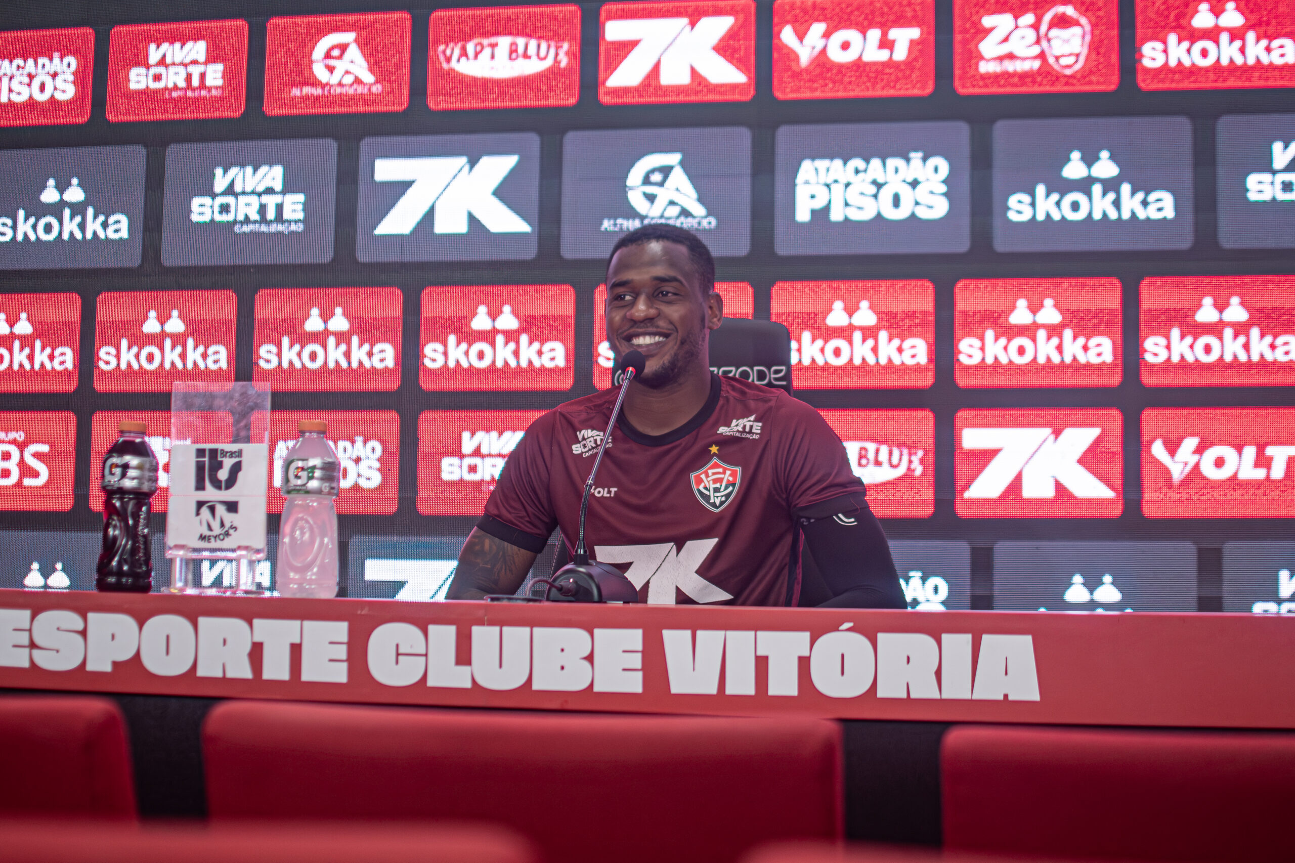 Dudu fala de seu primeiro gol pelo Vitória e comenta titularidade na partida contra o Flamengo: “Estou pronto”