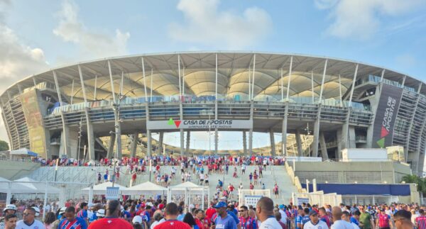 Arena Fonte Nova em jogo do Bahia - Foto: Antonio Marzaro/NE 45