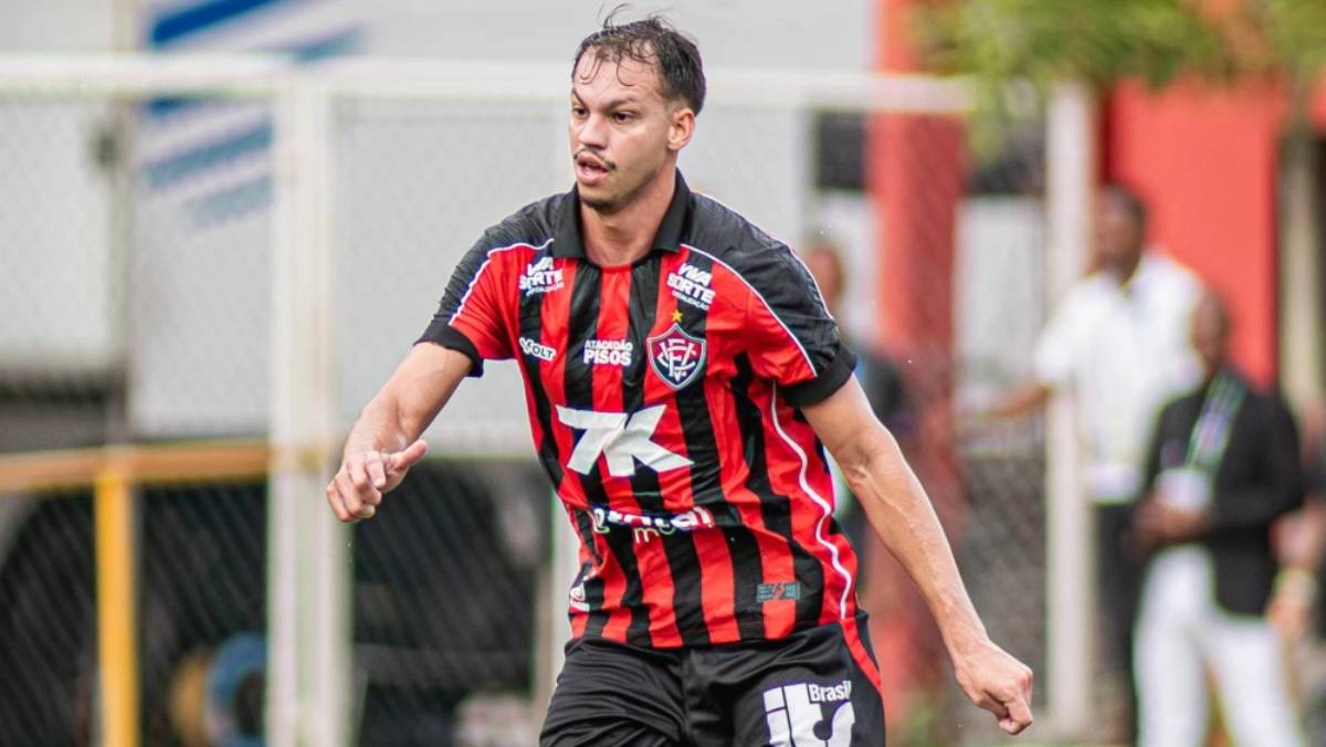 Sem espaço no Vitória, Zé Marcos pode reforçar o Sport até o fim da temporada
