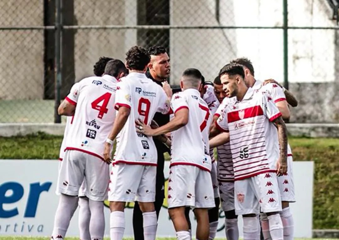 Com jogo marcado por paralisações, Laguna e Potiguar de Mossoró ficam no empate nas quartas de final do Potiguar