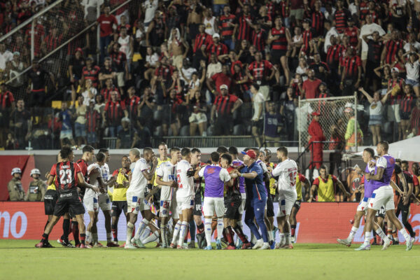 Final de 2025 foi recheada de cartões - Foto: Rafael Rodrigues/EC Bahia
