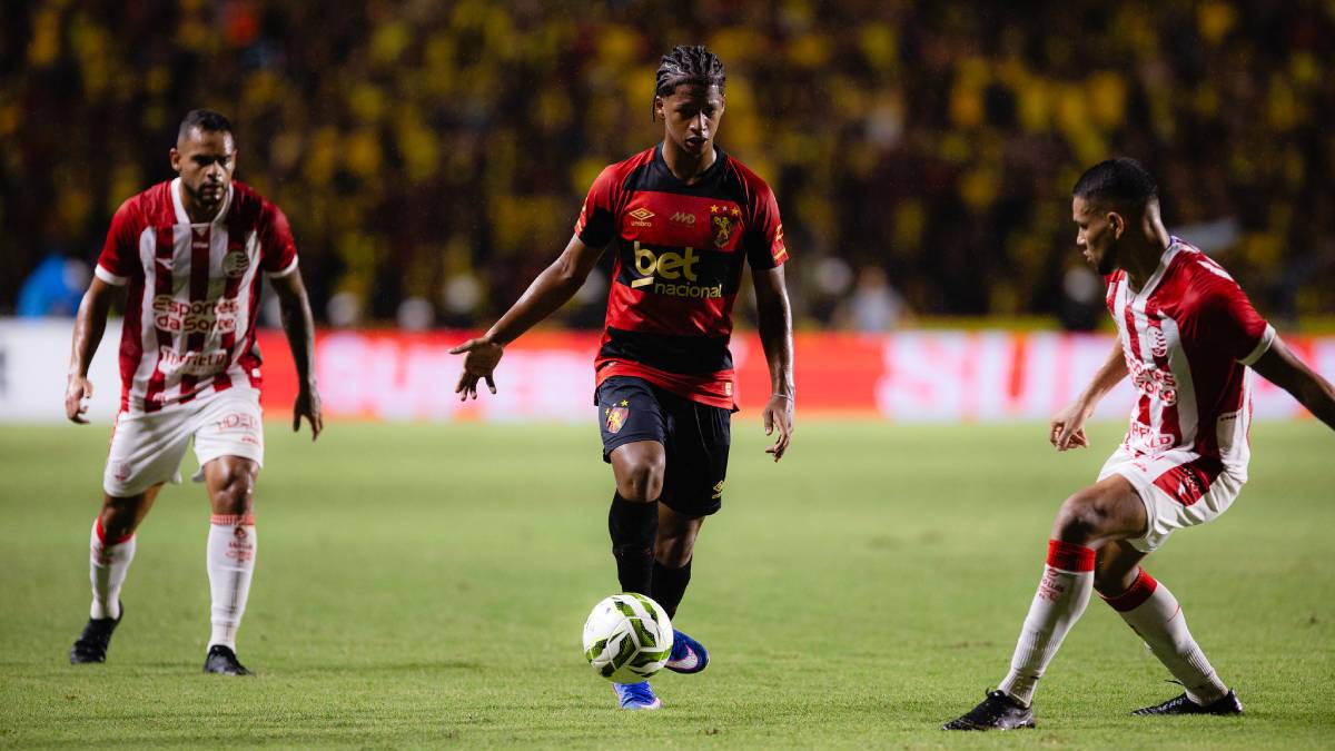 Com Zé Lucas puxando a lista, técnico do Sport confirma quatro titulares e rebate rótulo de ‘time misto’ para estreia na Copa do Brasil