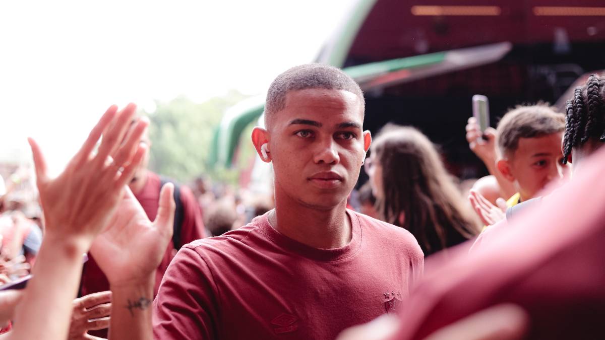 Sport amplia vínculo de Adriel e inclui gatilhos de renovação; veja detalhes