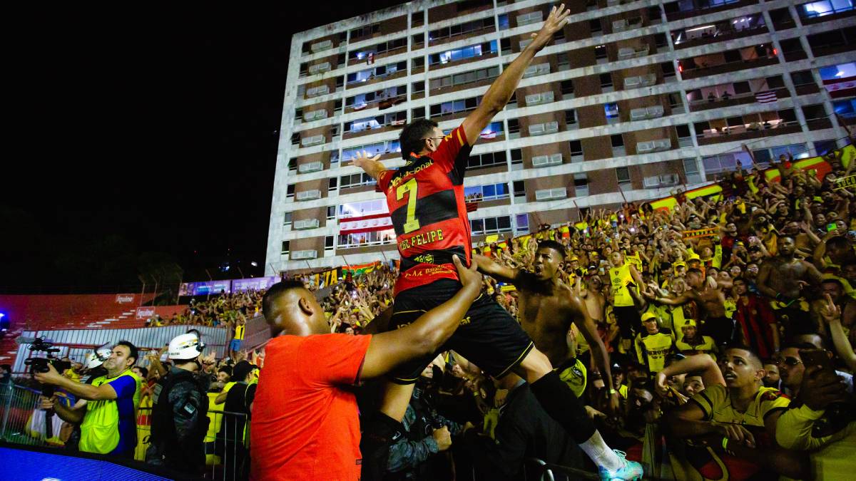 Capitão da final, Yago Felipe destaca título do Sport, fala sobre atuação com três volantes e exalta presença de torcida mista no Clássico