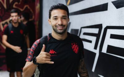 Após início difícil, Clayson volta a ganhar espaço no Sport e mira sequência na Série B: “Objetivo é o acesso”
