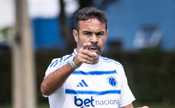 Artur Jorge, treinador do Cruzeiro - Foto: Gustavo Aleixo/Cruzeiro