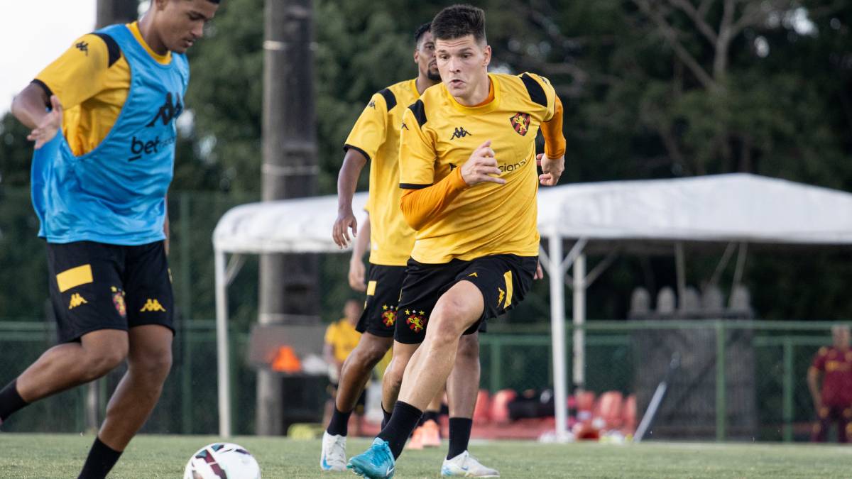 Sport fecha preparação e deve ter novidades na escalação contra o Vila Nova; veja provável time 1 Treino do Sport Recife no CT do clube, nesta terça-feira (31/03/2026). Foto: Paulo Paiva / Sport Club do Recife.