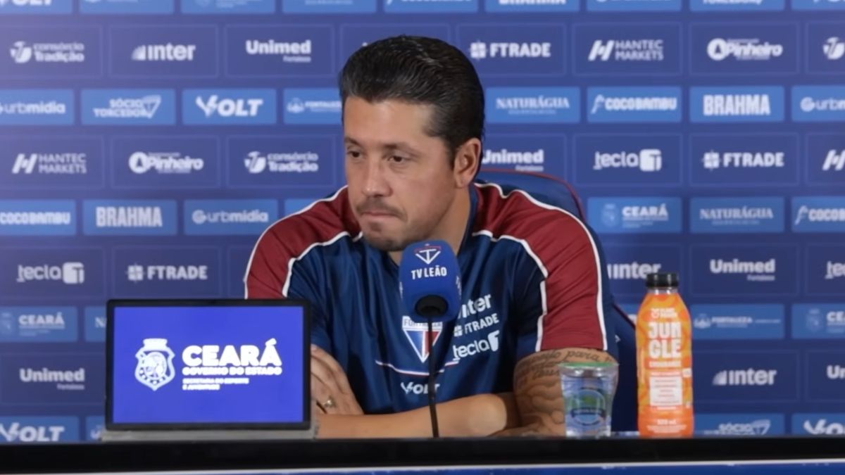 Carpini lamenta desconcentração do Fortaleza no gol de empate do Ceará, mas elogia atuação