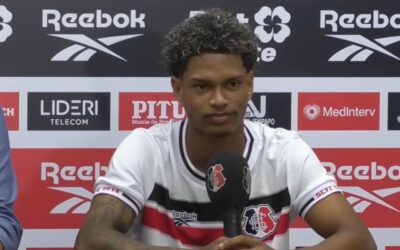 “Determinado a fazer história aqui”, diz Marquinhos em apresentação no Santa Cruz