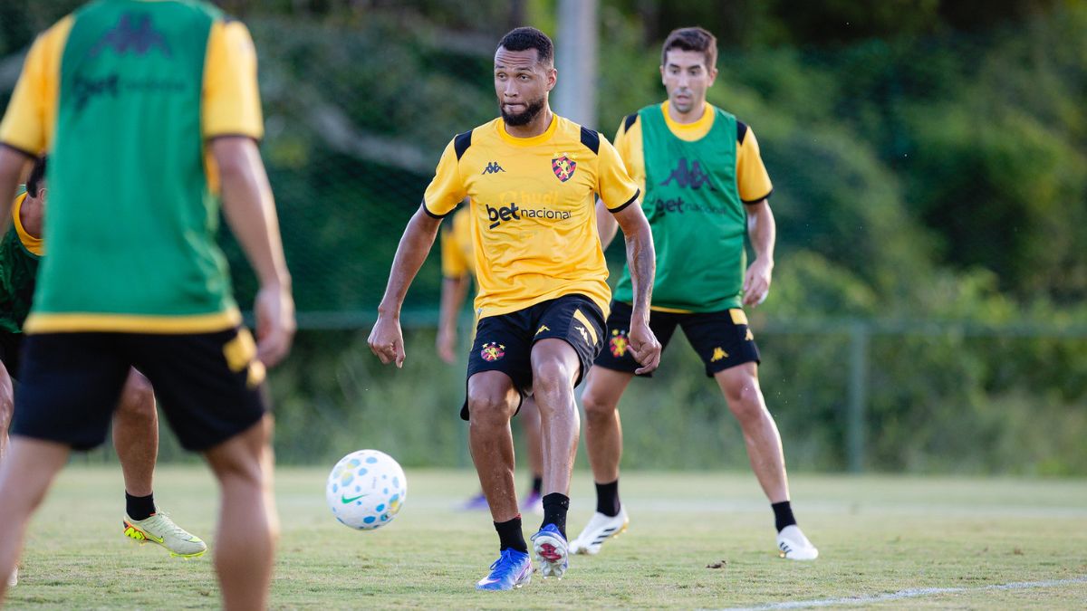 Gustavo Coutinho é procurado por três times da Série B e pode deixar o Sport