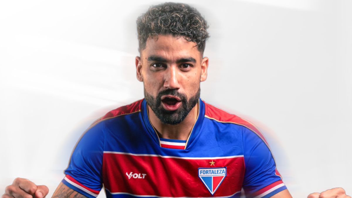 Fortaleza apresenta o novo uniforme principal para temporada 2026