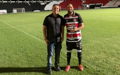 Santa Cruz anuncia a contratação do atacante Everaldo, ex-Vitória e Sport