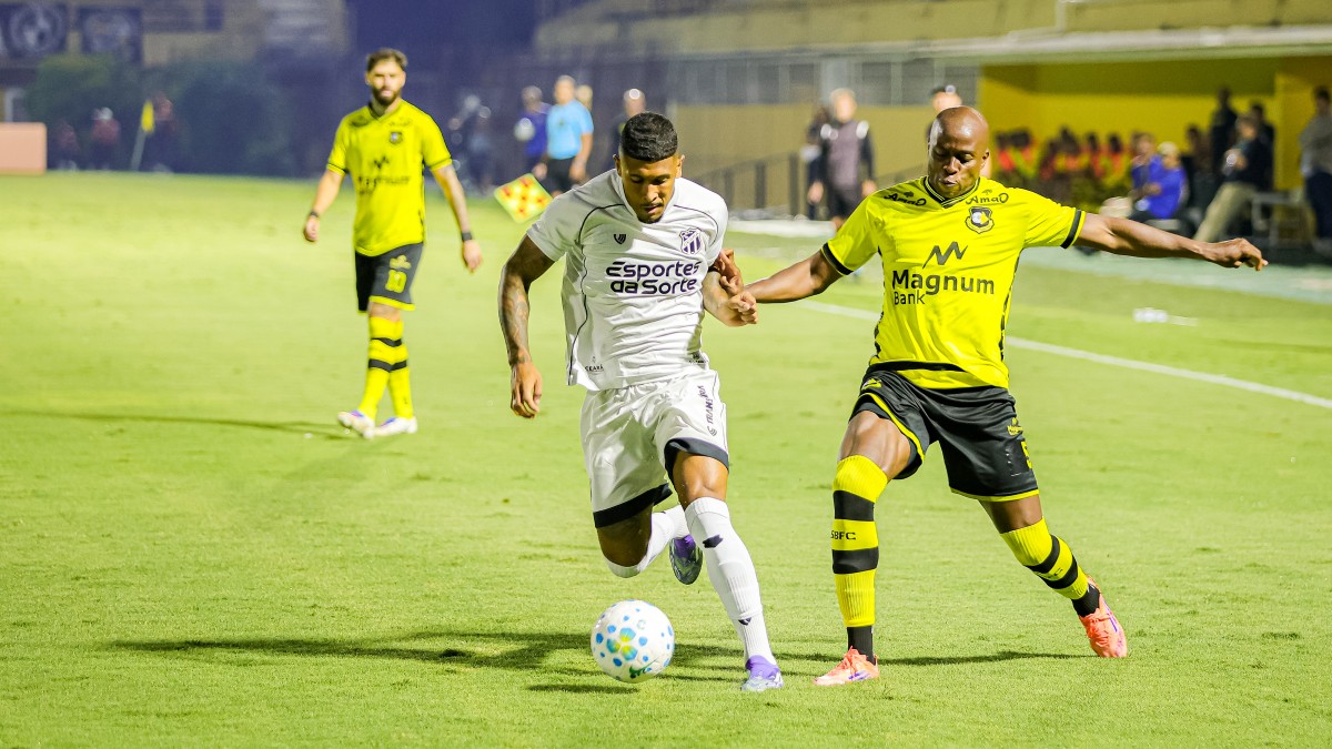 Fernando, lateral-esquerdo do Ceará