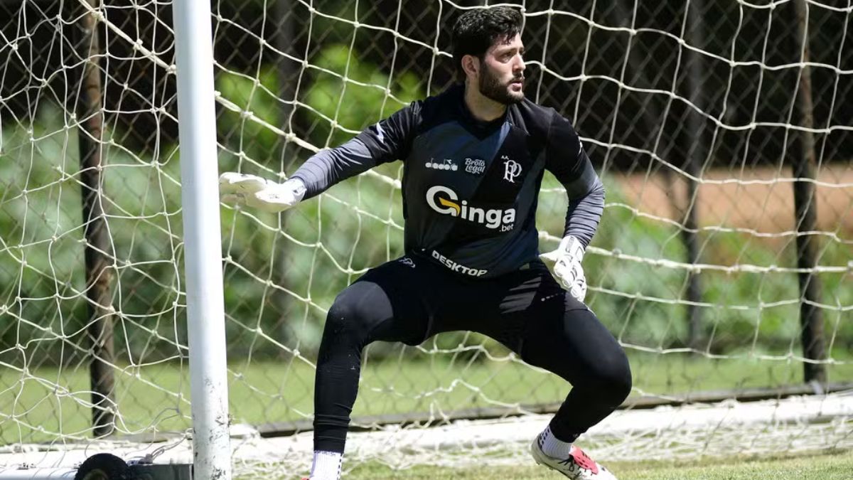 Santa Cruz fecha a contratação do goleiro Thiago Coelho, ex-Ponte Preta