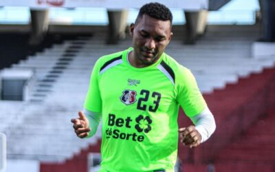 Apresentado, Eron explica características e exalta acerto com o Santa Cruz: “Camisa muito pesada”