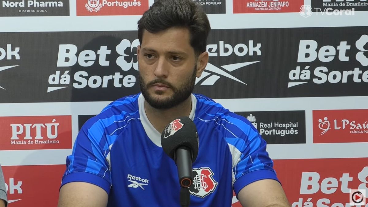 Thiago Coelho relembra acessos na carreira e mira sucesso com a camisa do Santa Cruz: “Sinônimo de grande torcida”