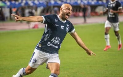 Santa Cruz anuncia contratação do meia Régis, ex-Bahia e Sport