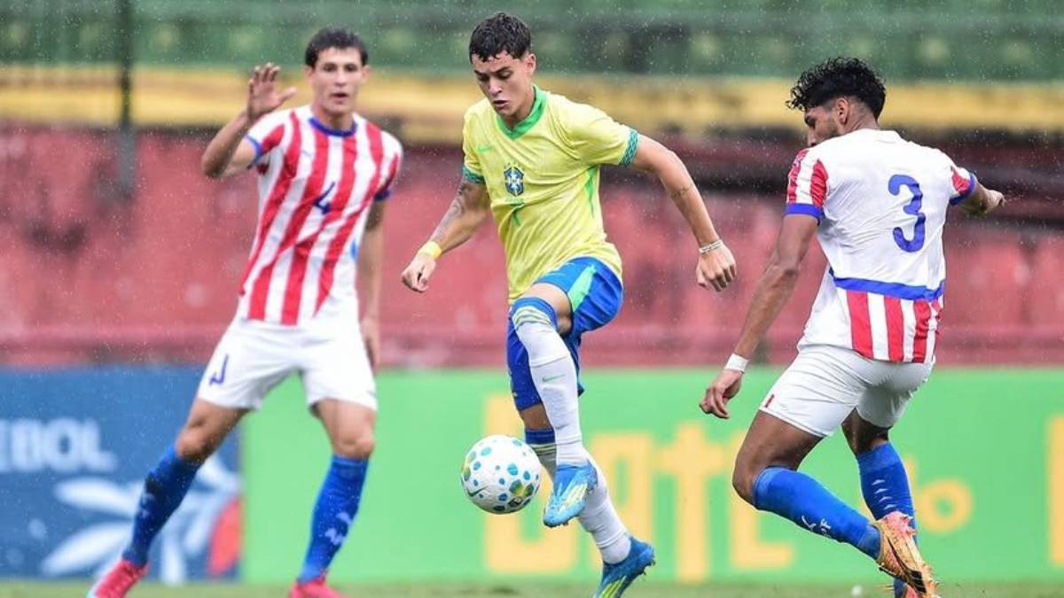 Com Zé Lucas titular, seleção brasileira sub-20 volta a vencer o Paraguai