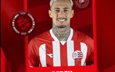 Náutico anuncia contratação do atacante Derek, que estava no Atlético-GO
