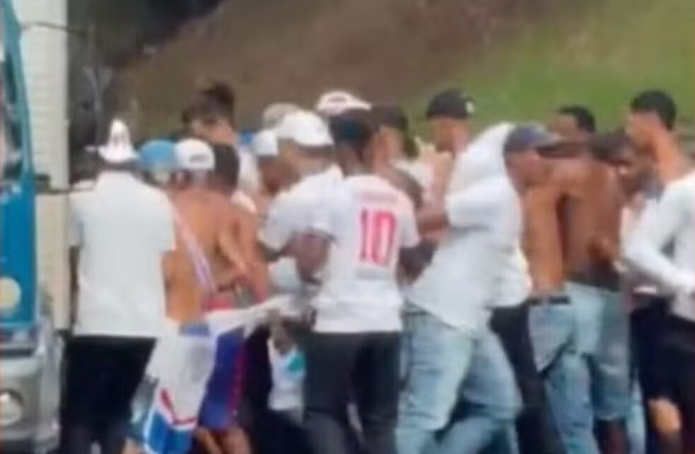 Integrantes de organizada do Bahia são presos em Salvador após agressão à torcedor rival