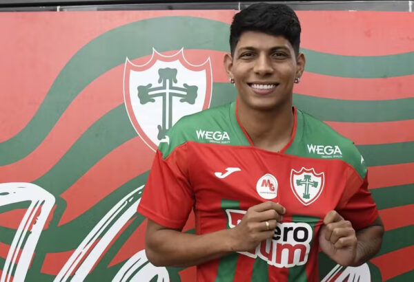 Zé Vitor, volante da Portuguesa - Foto: Divulgação/Portuguesa SAF