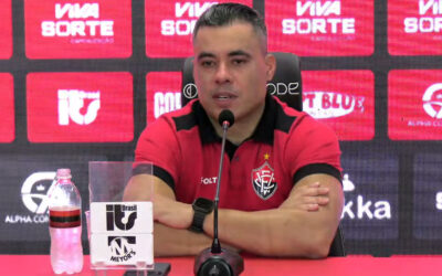 Ainda sem vencer como visitante, treinador do Vitória comenta desempenho da equipe longe do Barradão: “Estamos no caminho”