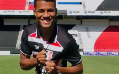 Santa Cruz anuncia contratação do atacante Nilton, ex-Penedense