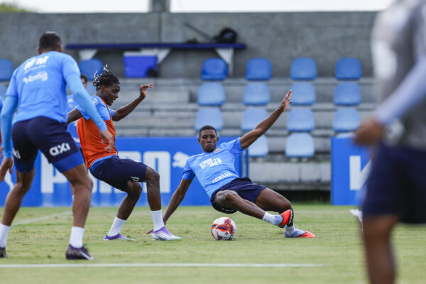 Bahia visita Mirassol pela Série A em busca de primeiro triunfo na história contra os paulistas; confira a provável escalação 2 Kanu retorna aos treinos do Bahia - Foto: Rafael Rodrigues/EC Bahia