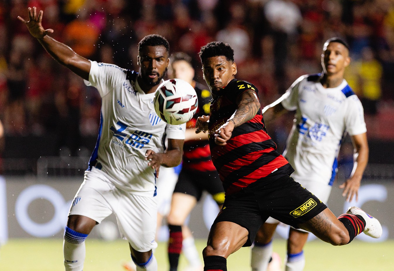 Sport não segura resultado e empata com o Avaí na Ilha do Retiro pela Série B