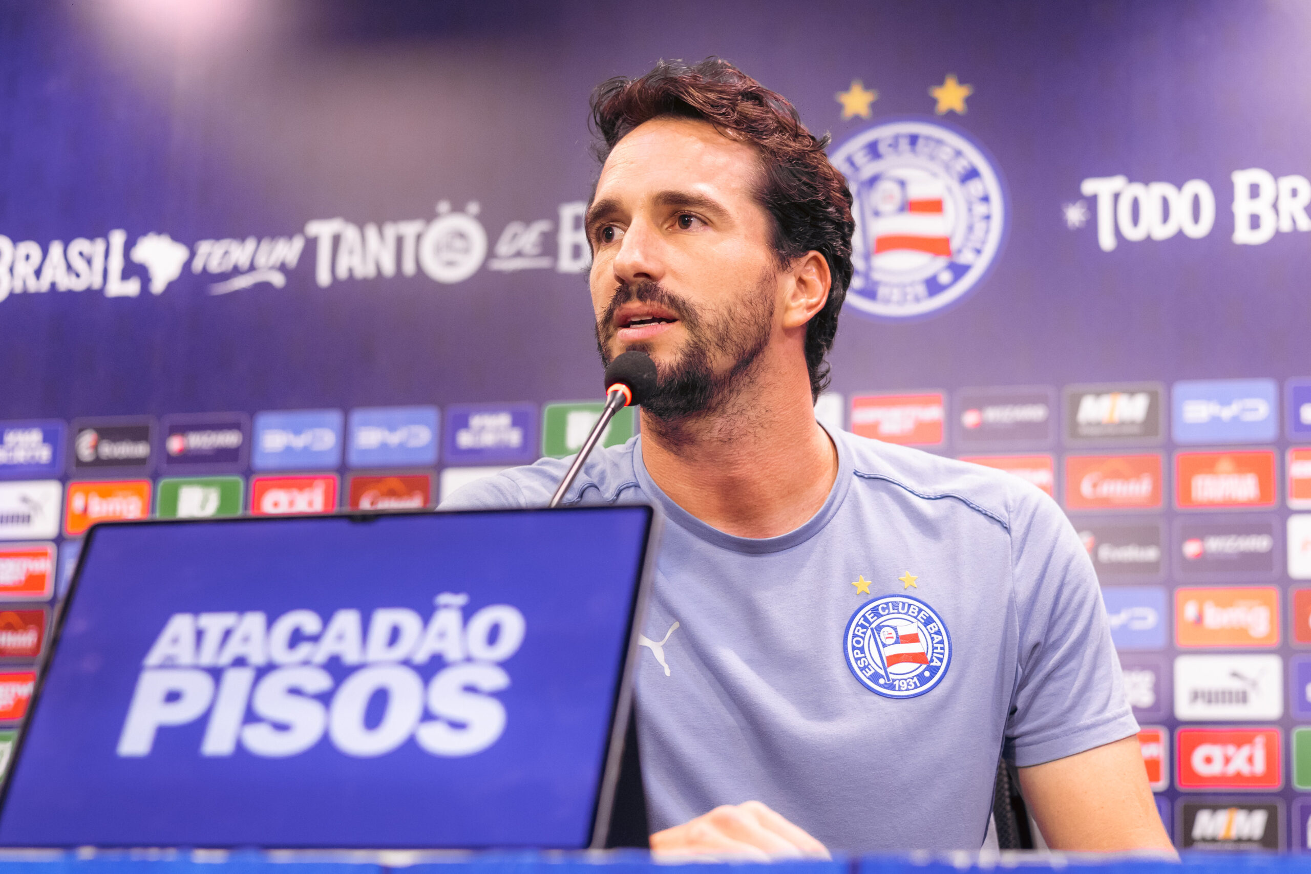 Auxiliar do Bahia vê partida difícil contra o Santos e aponta problemas nas finalizações do Esquadrão: “Precisamos ser mais letais”