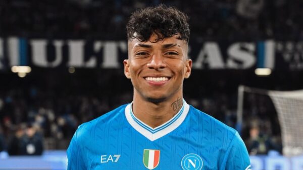 Alisson Santos, ex-Vitória, é destaque no Napoli