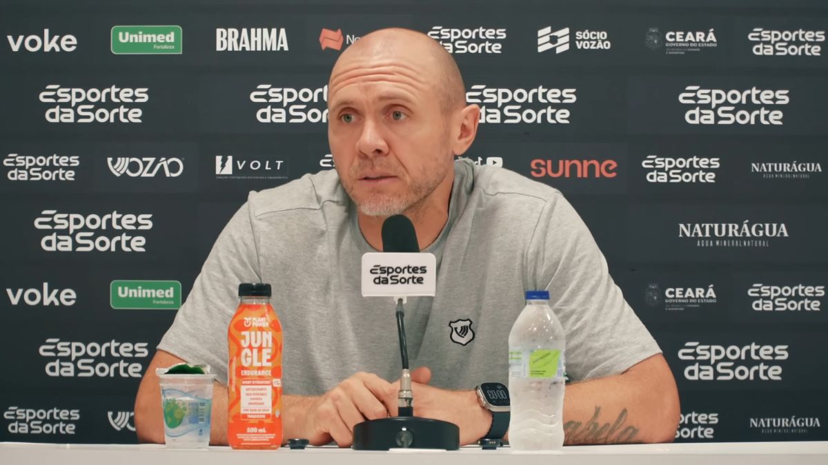 Mozart defende Bruno Ferreira após falha em vitória do Ceará: “É um goleiraço”