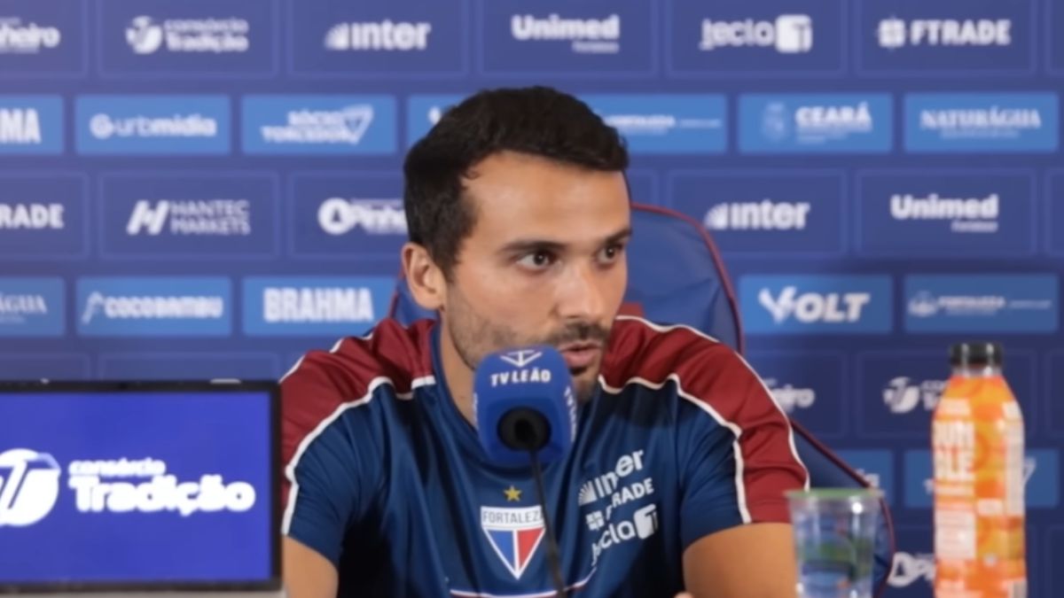 Auxiliar celebra primeira vitória do Fortaleza na Série B