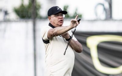 Sondado pelo Caxias, técnico Waguinho Dias segue no ABC e foca na briga pelo título da Série D