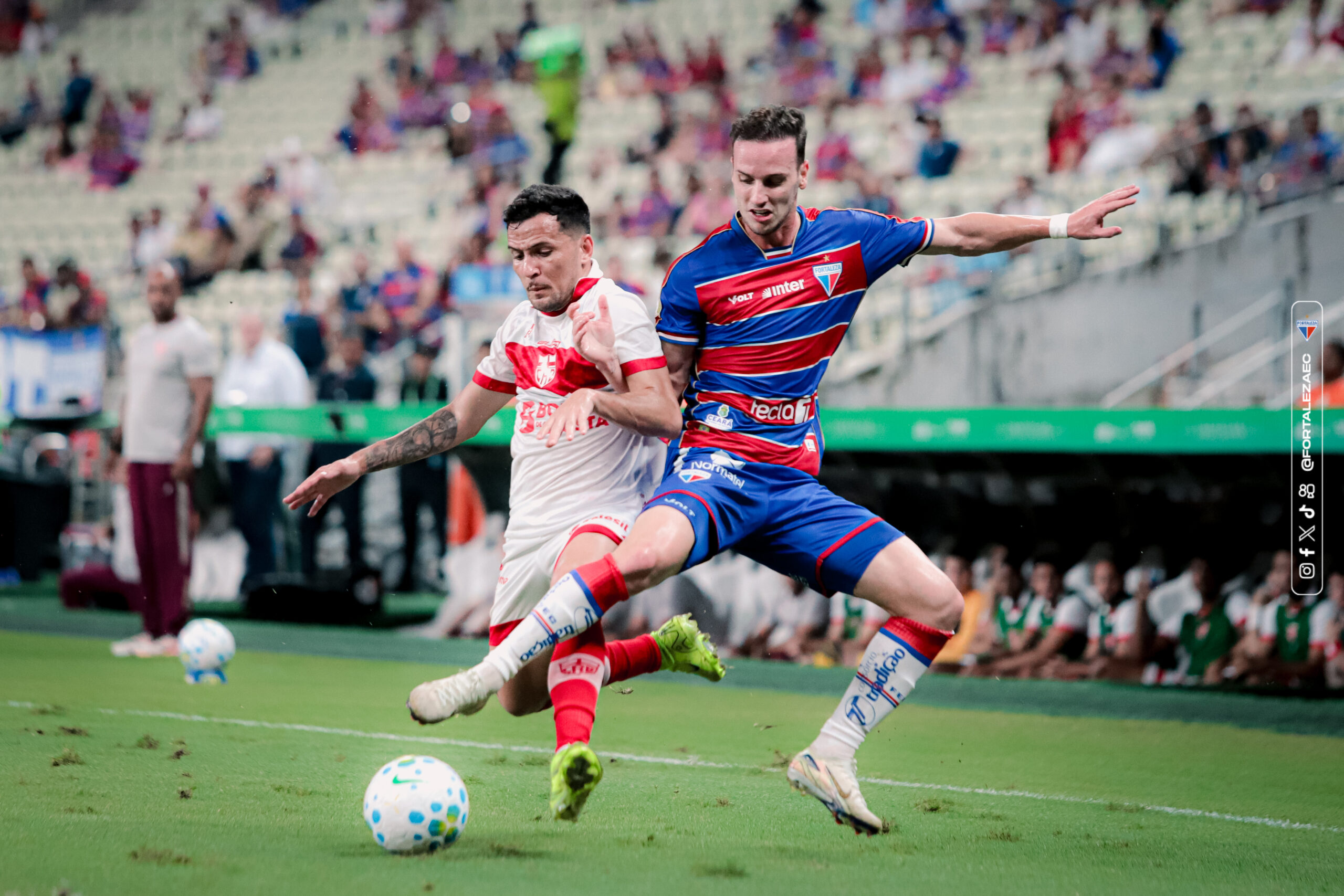 Fortaleza vence o CRB de virada e larga em vantagem na quinta fase da Copa do Brasil